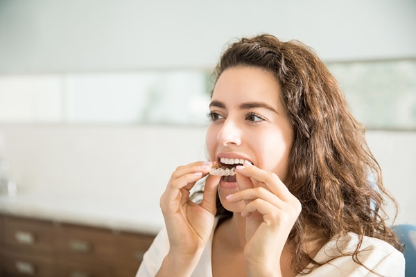 The Pros And Cons Of Clear Aligners